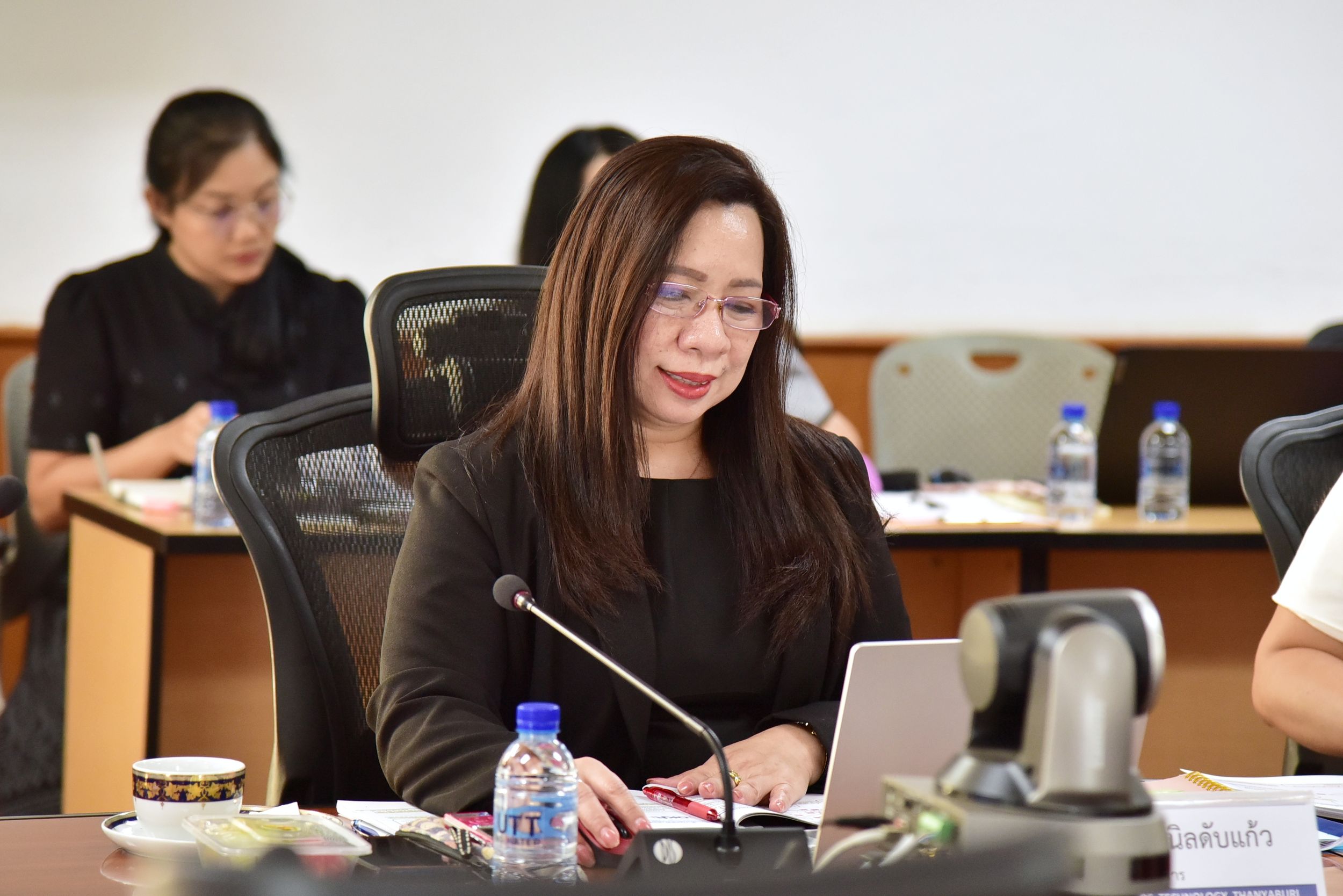 ประชุมคณะกรรมการยุทธศาสตร์ _05