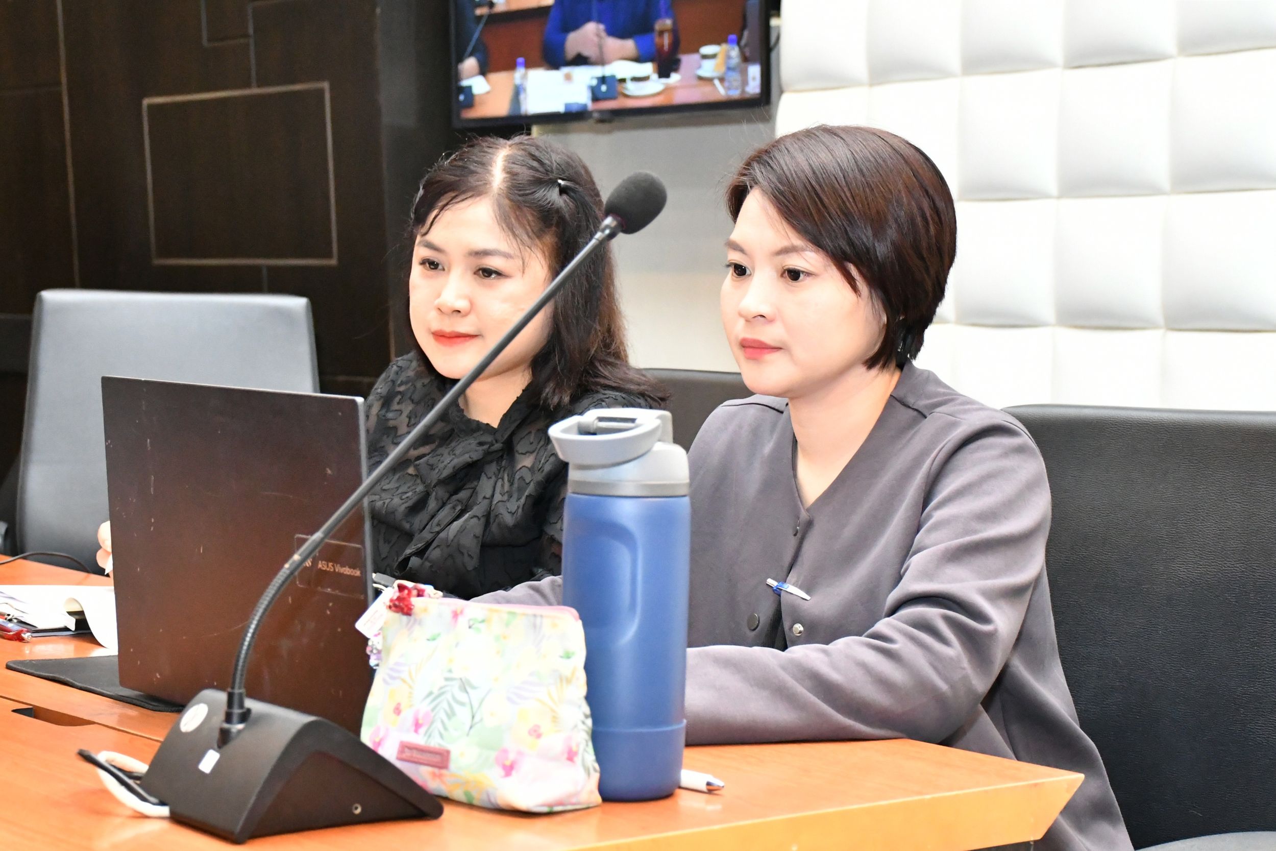 ประชุมคณะกรรมการบริหารงานวิชาการและวิจัย _11