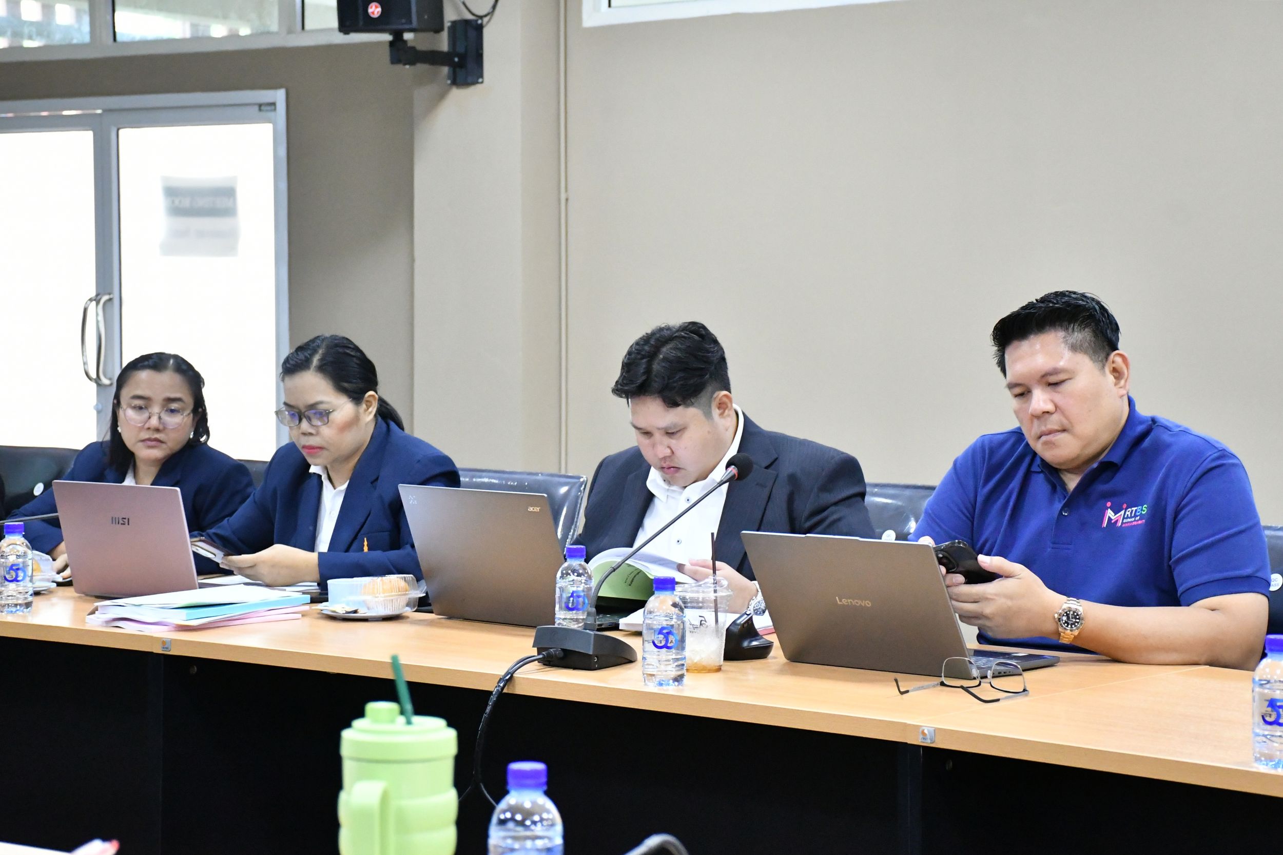 ประชุมคณะกรรมการบริหารบัณฑิตศึกษา _12