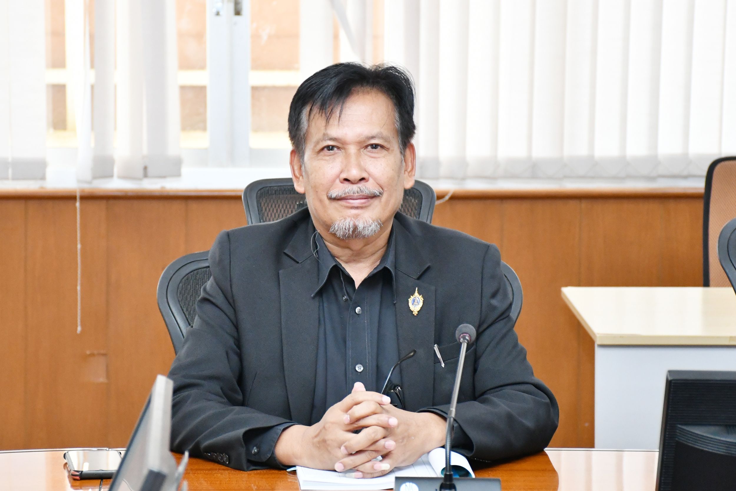 ประชุมคณะกรรมการยุทธศาสตร์_08