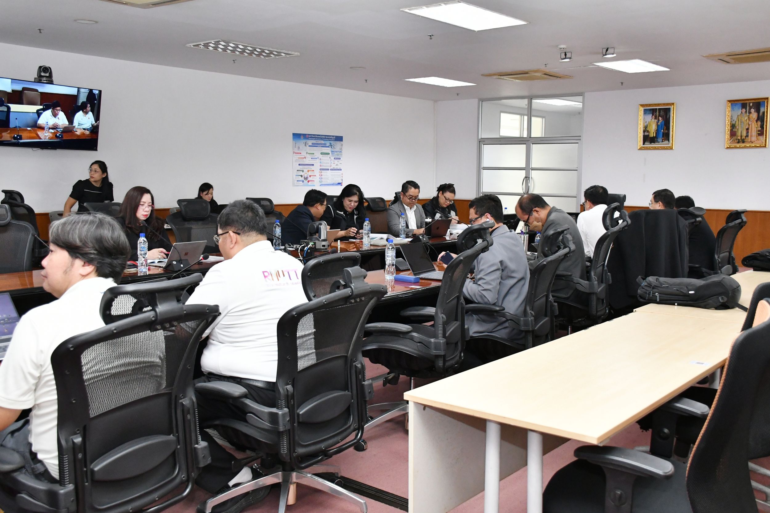 ประชุมคณะกรรมการยุทธศาสตร์_14