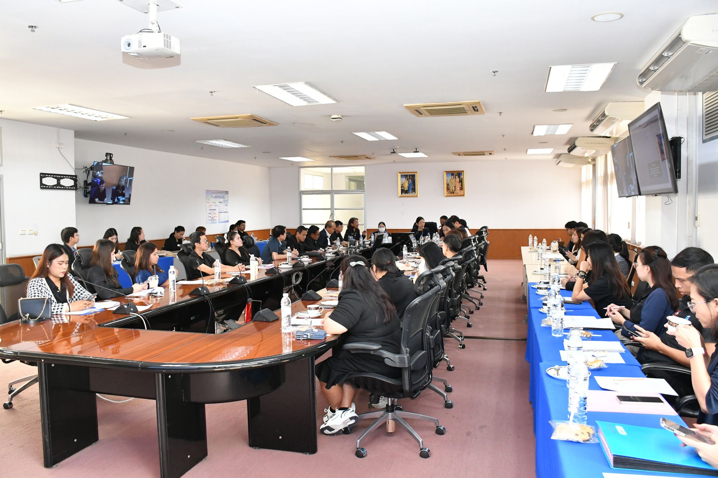 ประชุมติดตามการปฏิบัติตามข้อเสนอแนะการตรวจ_15