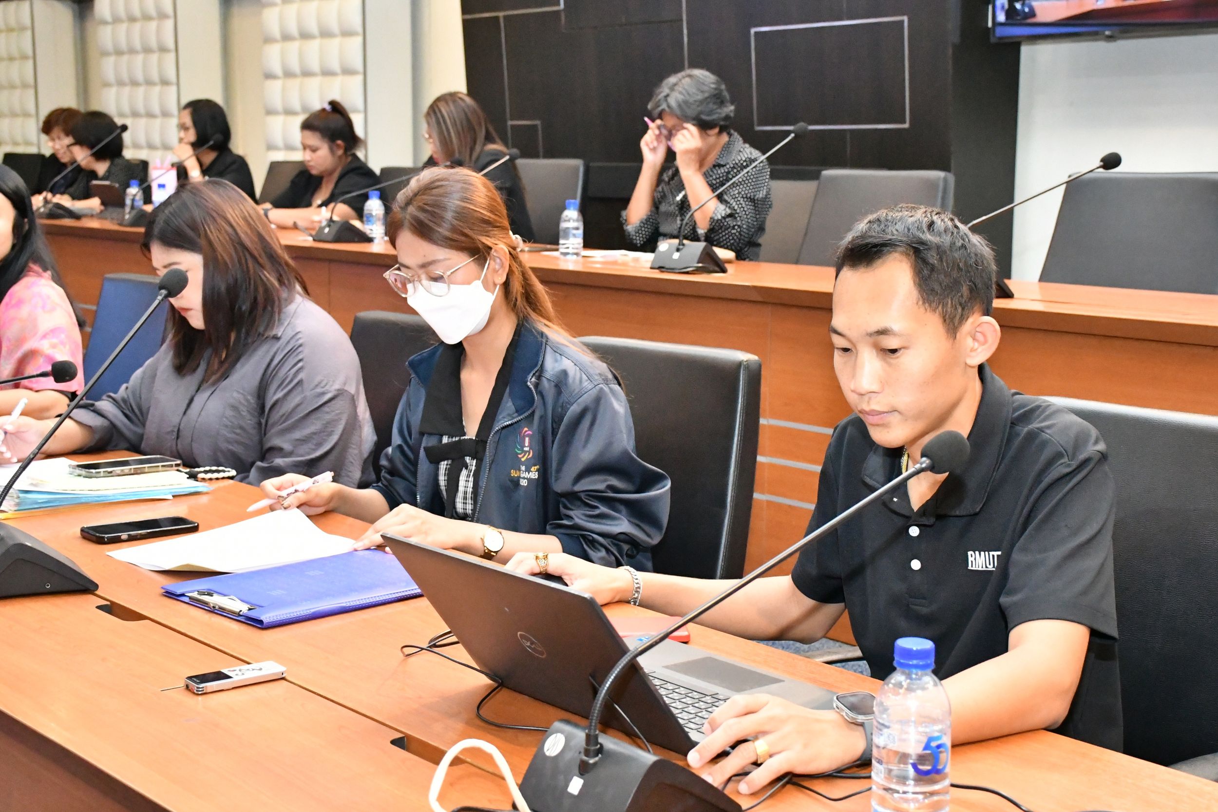 มทร.ธัญบุรี ประชุมเตรียมความพร้อมพิธีถวายผ้า_09