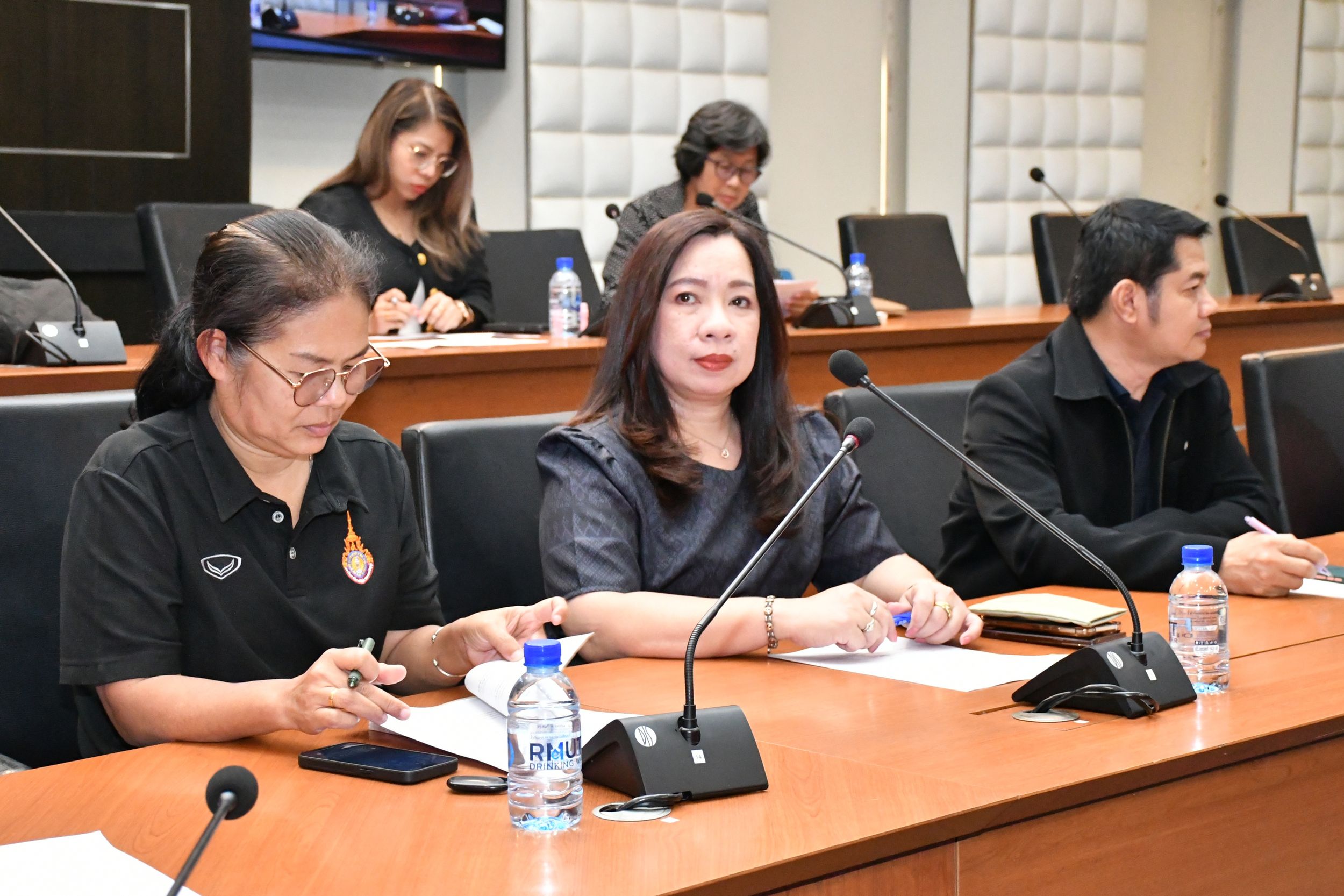 มทร.ธัญบุรี ประชุมเตรียมความพร้อมพิธีถวายผ้า_10