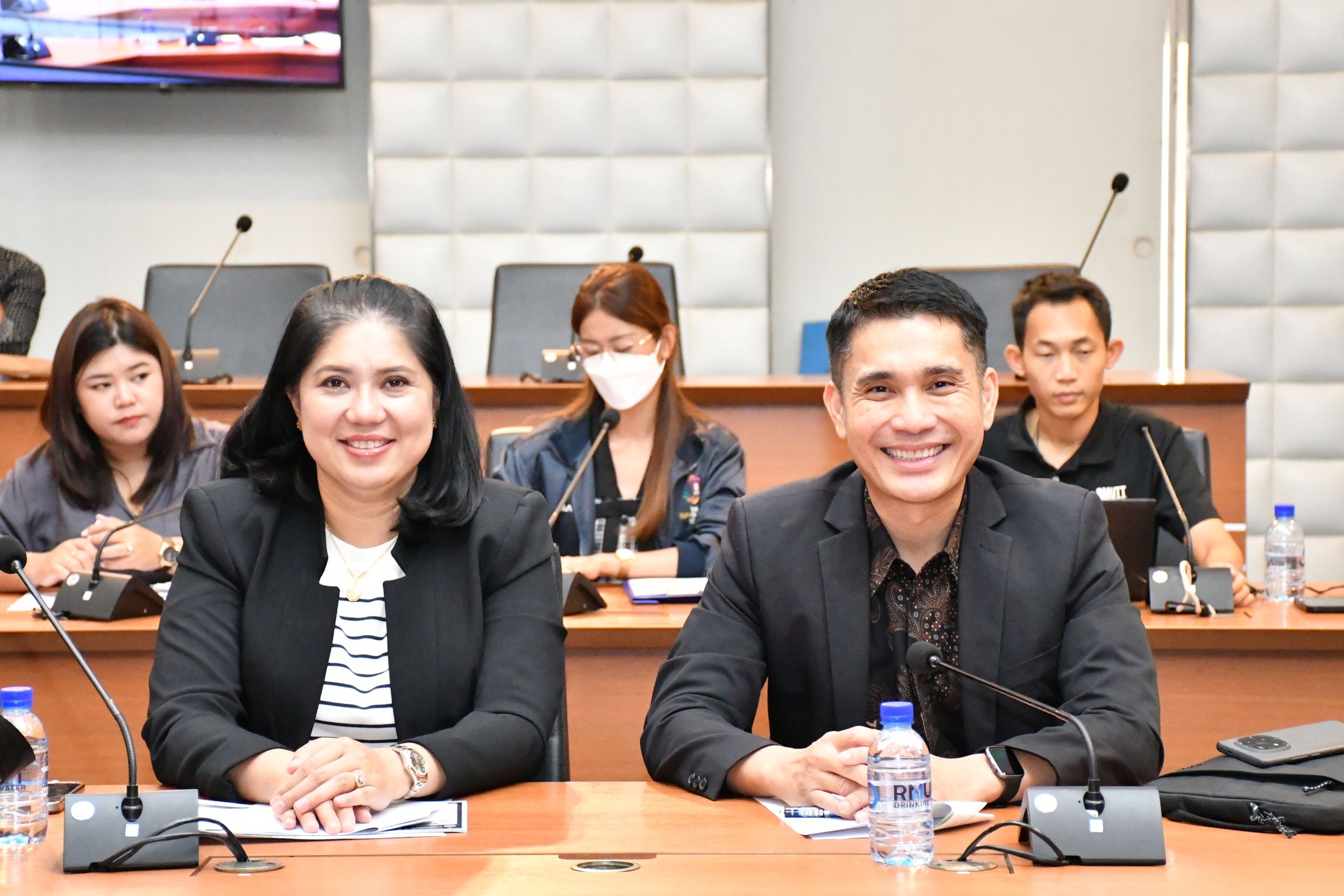 มทร.ธัญบุรี ประชุมเตรียมความพร้อมพิธีถวายผ้า_13