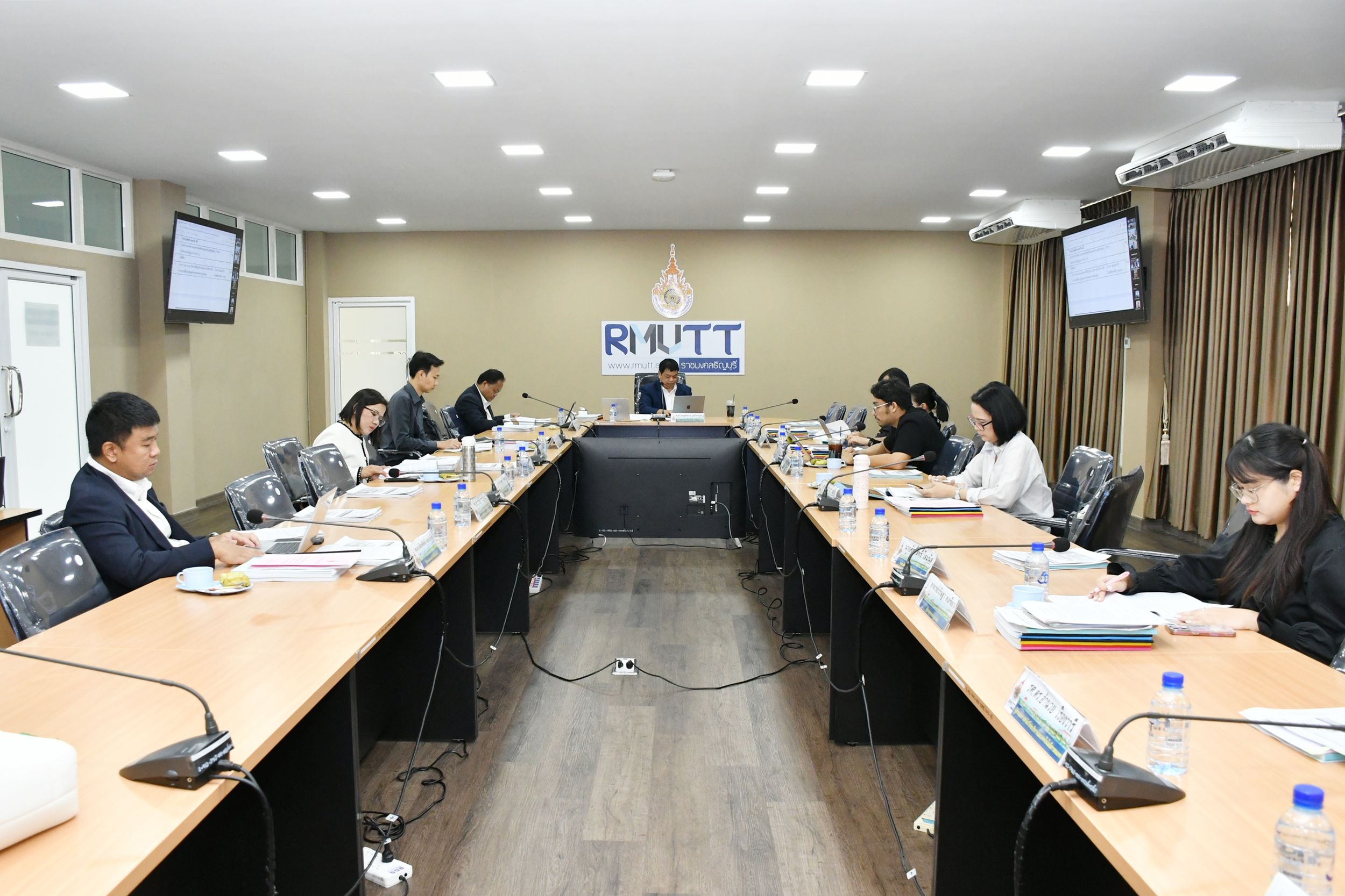 ประชุมคณะกรรมการบริหารบัณฑิตศึกษา _16